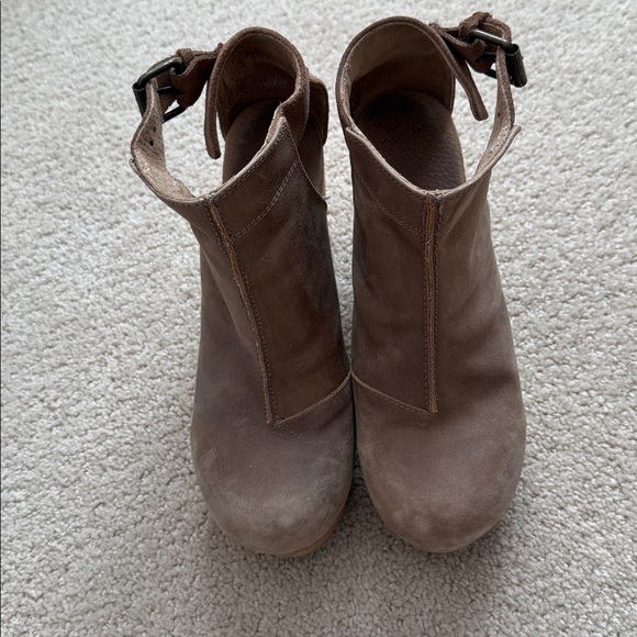 Free People Amber Orchard Clogs in Taupe - Picture 3 of 5